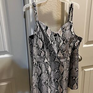 Torrid Black and White Snake Print Tank Top